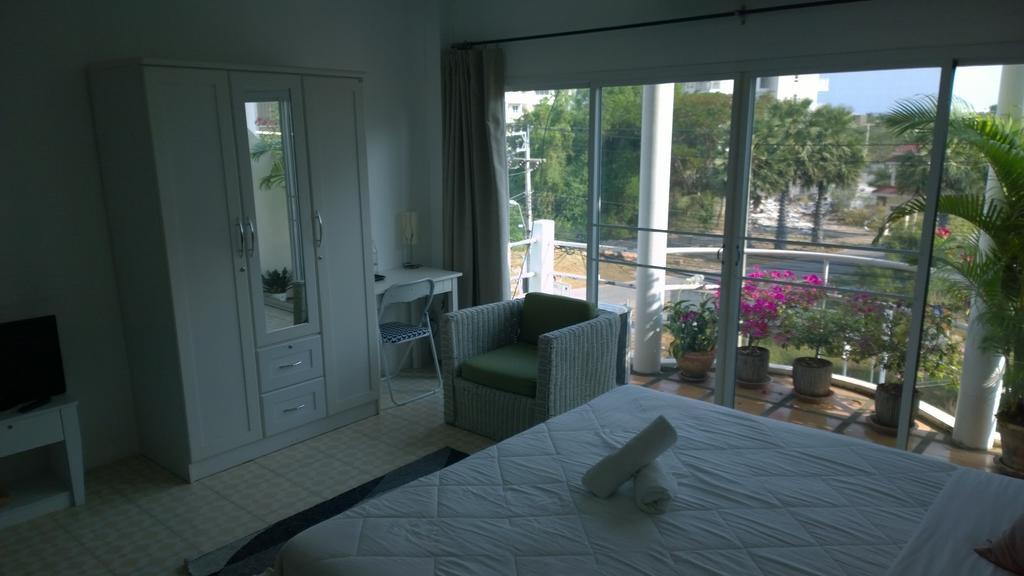 Corner Cafe Bed & Breakfast HHQ Eksteriør bilde